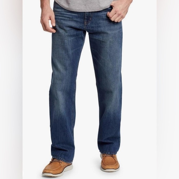 Eddie Bauer Relaxed Fit Jeans Blue Wash 38x31 - Picture 1 of 12